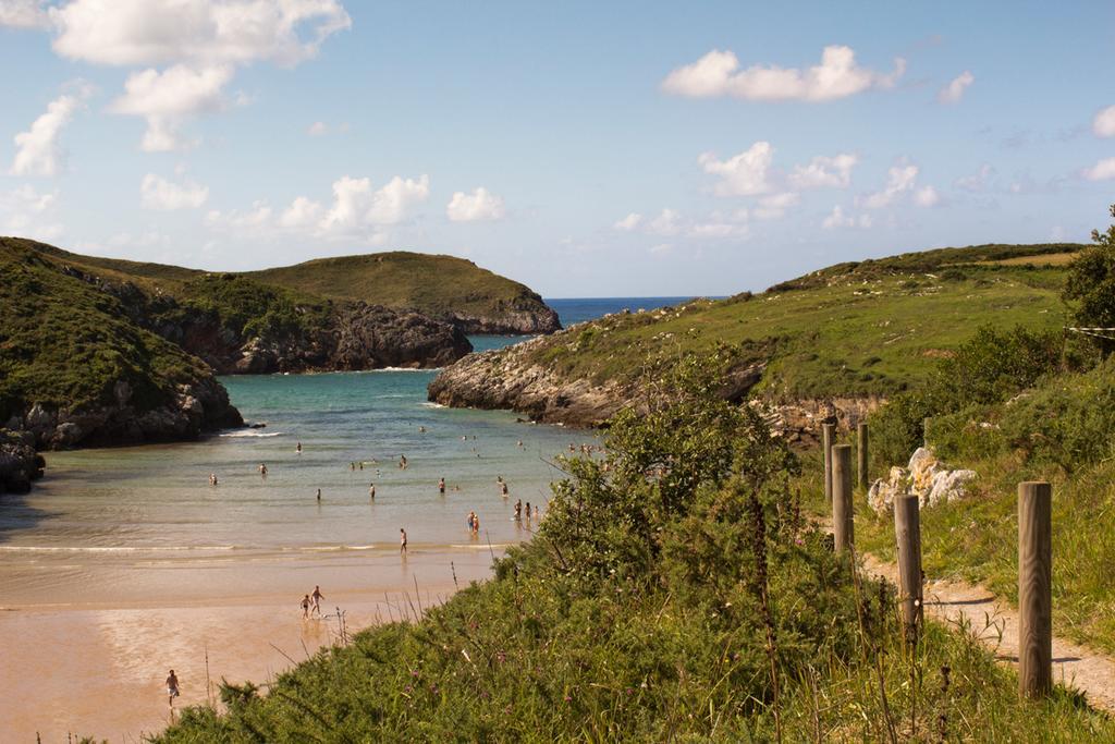 Hotel Y Apartamentos El Camin Poo De Llanes Kültér fotó